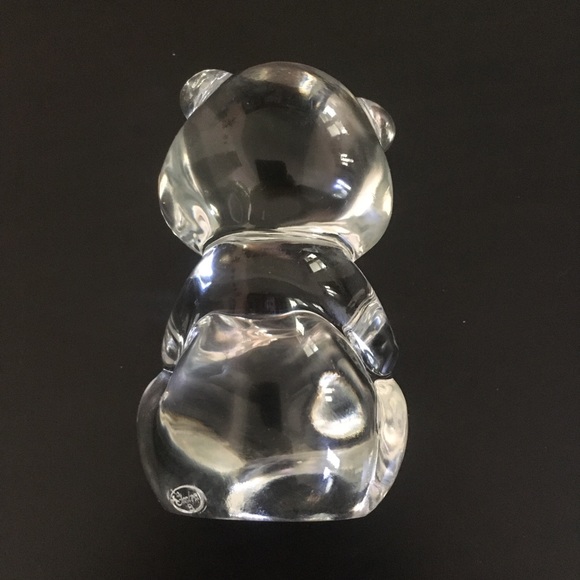 Vintage 3.5” clear glass bear cub statue - Picture 4 of 8